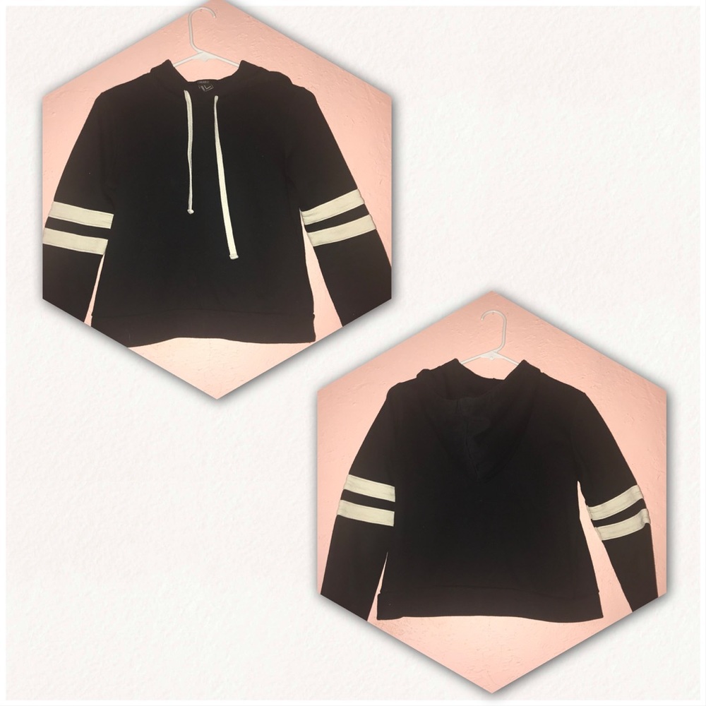 Black Crop Top hoodie